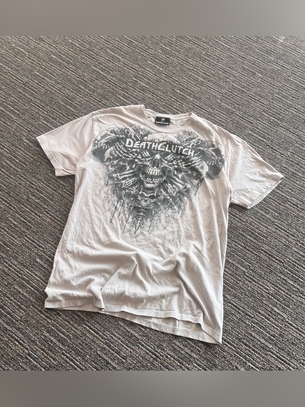 2000sVintage DeathClutch UFC Y2K skeleton MMA graphic tee